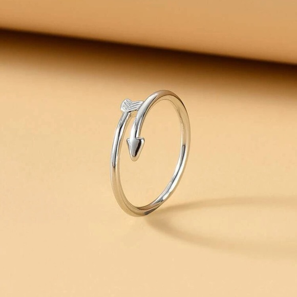 Arrow ring - Picture 3 of 3